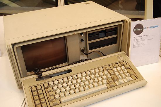 1981 il primo computer portatile della storia........ | BMWpassion forum e  blog